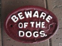 Hand Painted - Plaque Beware Of The Dogs Oval Small