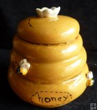 Hand Painted - Statue Beehive Solid Smooth
